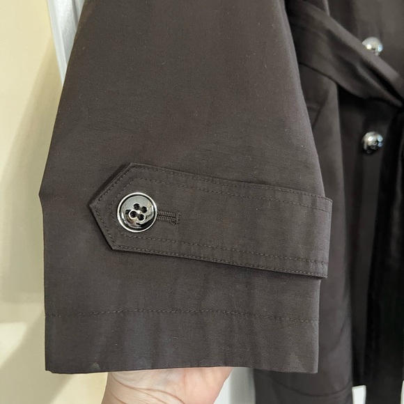 Larry Levine, Brown Double breasted Belted Water Repellent Trench Coat. - Picture 9 of 15